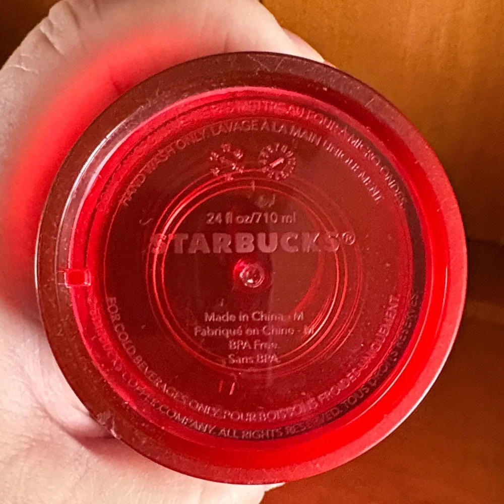Starbucks Valentine's Tumbler Embossed Hearts 2019 EUC 24fl oz with straw
